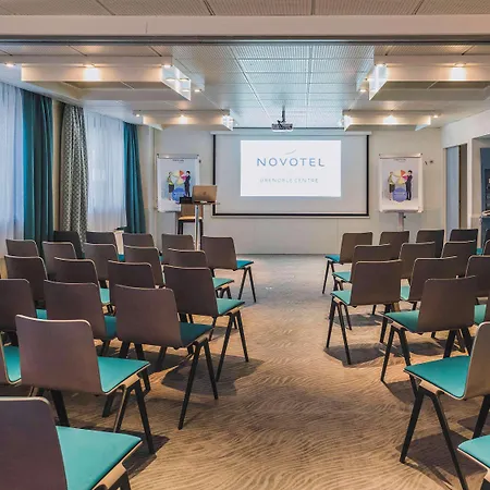 Novotel Centre Hotel 4*