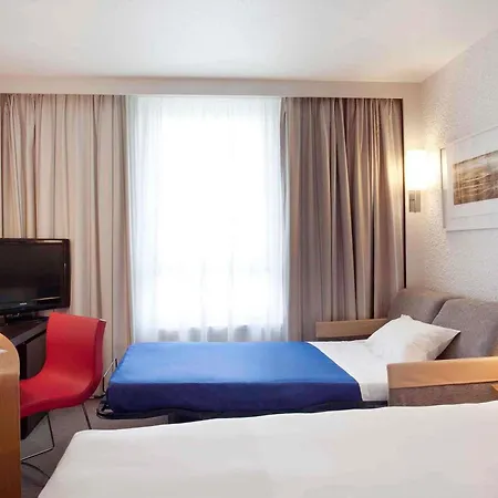 Готель Novotel Centre 4*