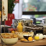 Novotel Centre 4*