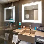 Novotel Centre Hotel 4*