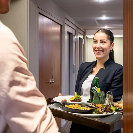 Ξενοδοχείο Novotel Centre 4*