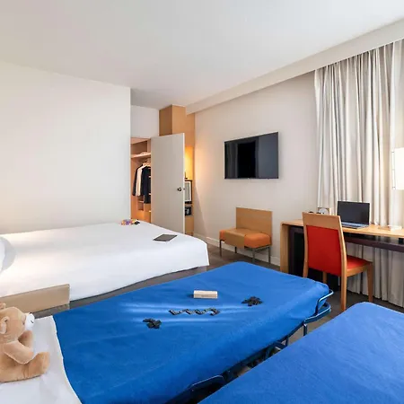 Novotel Centre