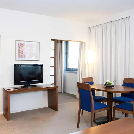 Novotel Centre Γκρενόμπλ