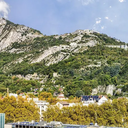 Novotel Centre Ξενοδοχείο Γκρενόμπλ
