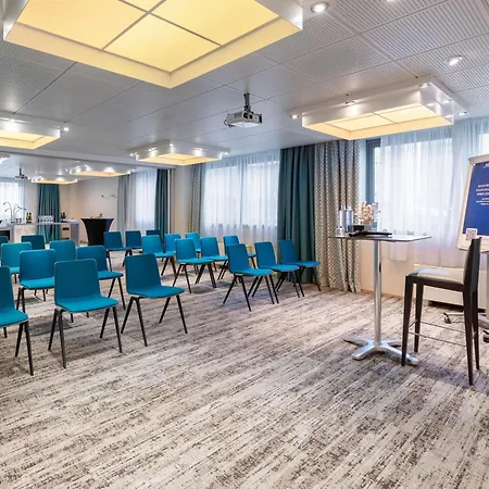 Novotel Centre Hotel 4*