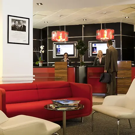 Novotel Centre Hotel