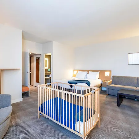 Hotell Novotel Centre 4*