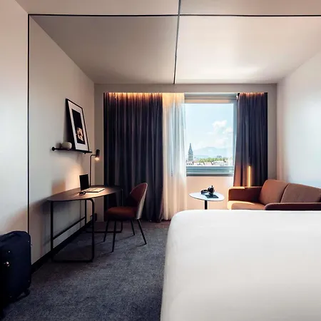 Novotel Centre 4*