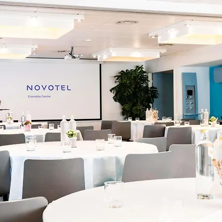 Novotel Centre Hotel