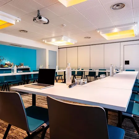 Novotel Centre Hotel