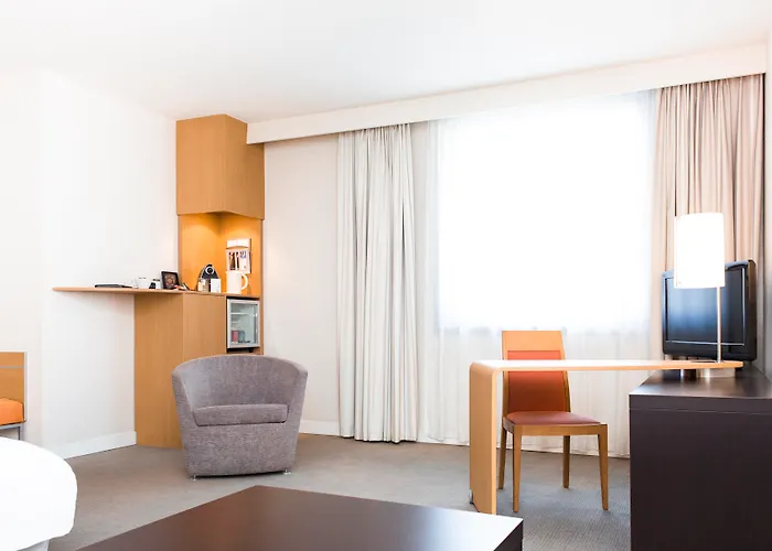 Novotel Centre Hotel