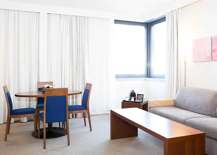 Novotel Centre Hotel