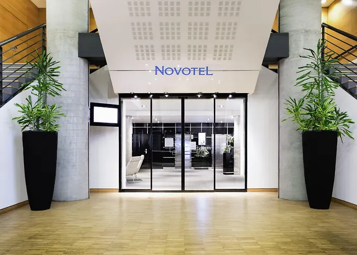 Готель Novotel Centre 4*