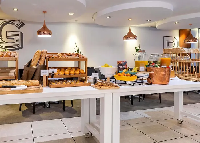 Готель Novotel Centre