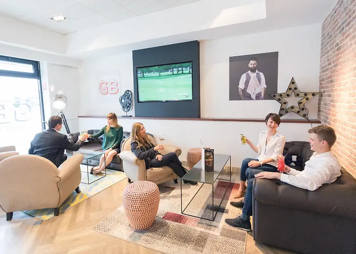 מלון Novotel Centre