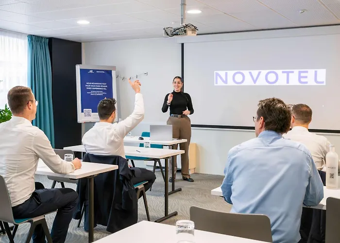 Hotell Novotel Centre 4*