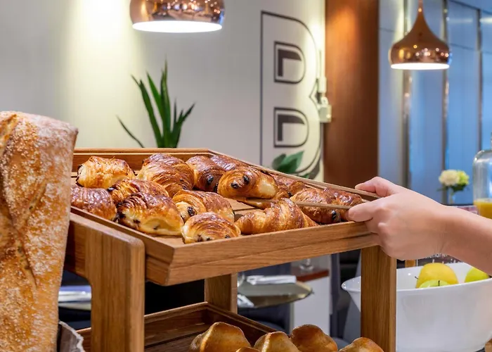 Novotel Centre מלון 4*